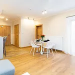 Wonder - Z Tarasami Lub Balkonami, Blisko Kompleksu Narciarskiego Arena I Kosciola Wang Apartamento Karpacz