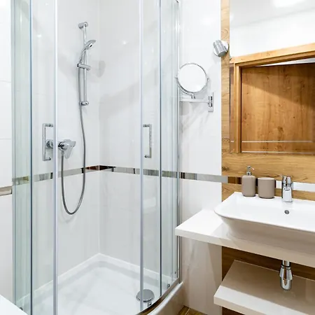 Wonder - Z Prywatną Sauną, Tarasem, Blisko Kompleksu Narciarskiego Arena I Kościoła Wang *