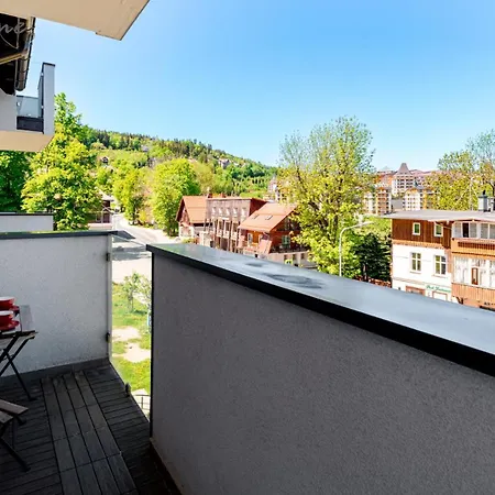 Apartamento Wonder - Z Tarasami Lub Balkonami, Blisko Kompleksu Narciarskiego Arena I Kosciola Wang *